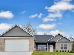 874 E Harlan Dr, Tahlequah, OK 74464