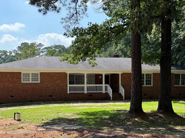 6677 Town Creek Rd, Elm City, NC 27822