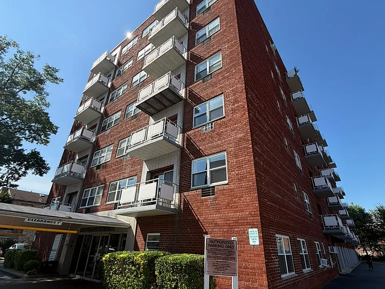 20 Jefferson St #B2 — Photo 37