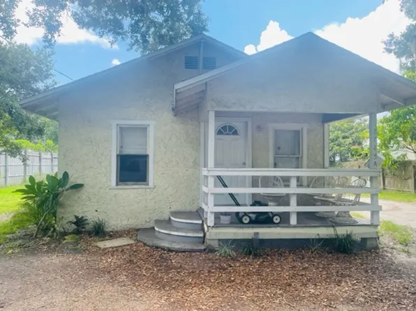 2745 9th St E #A, Bradenton, FL 34208