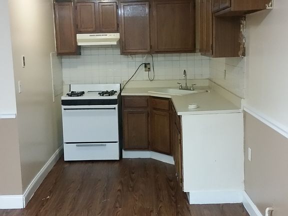 2nd image of 365 Park Ave APT B4