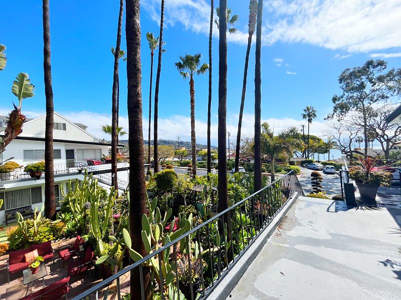1st image of 250 Cliff Dr #22