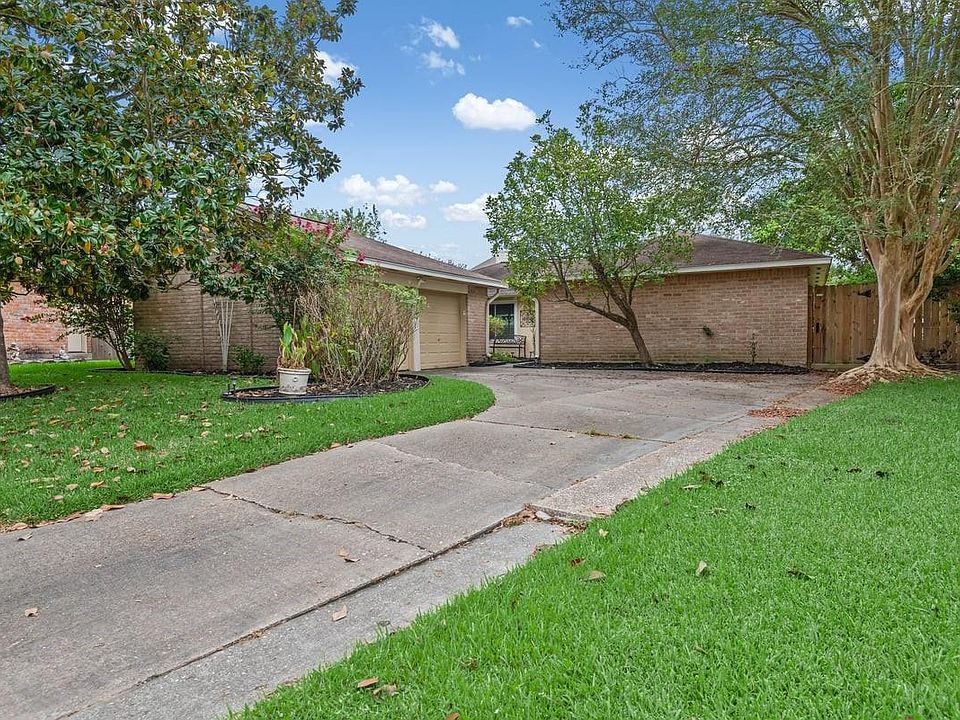 1st image of 5822 Fallengate Dr
