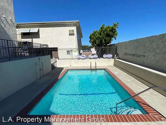 2nd image of 18550 Vincennes St #307