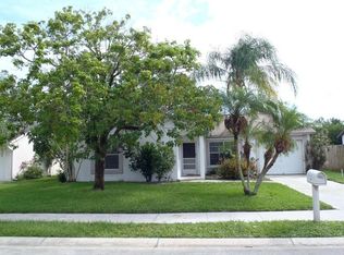 207 Woodlake Dr, Jupiter, FL 33458
