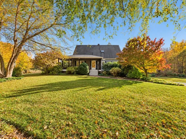 425 Howard St, Northborough, MA 01532