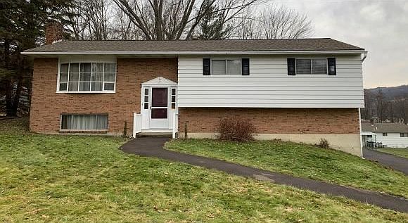 1st image of 1524 Carnegie Dr