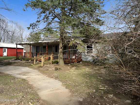 3rd image of 9706 Bradner Rd