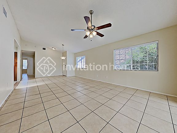 3rd image of 533 Harvard Pl