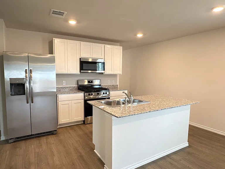 3022 Serenity Ln — Photo 3