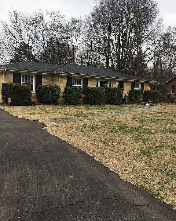1st image of 6 Jamestown Pl