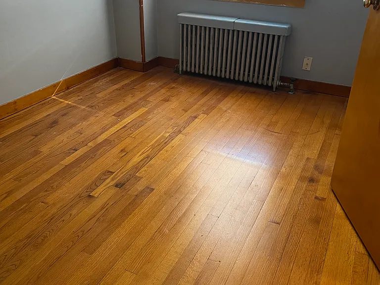 315 23rd St #2 — Photo 10