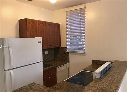 1st image of 536 NE 62nd St APT 1