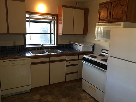 4th image of 1200 10th Ave SE APT 2