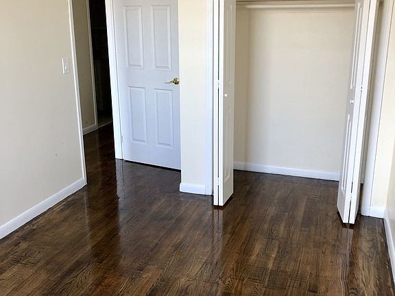 5th image of 2914 Avenue D APT 3