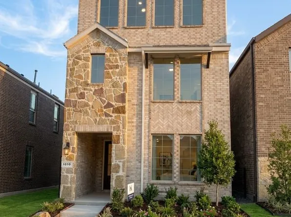 1010 Pilot Hill Dr, Euless, TX 76039