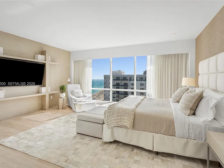 102 24th St #Penthouse 1706 — Photo 8