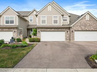 133 River Mist Dr, Oswego, IL 60543