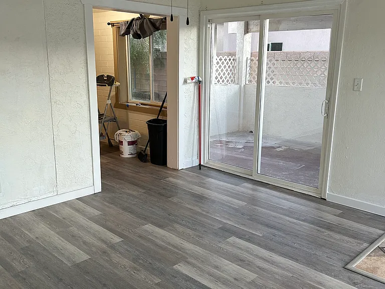 380 Riverfront Dr #B — Photo 10