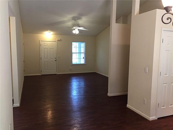 5th image of 361 Monti Dr