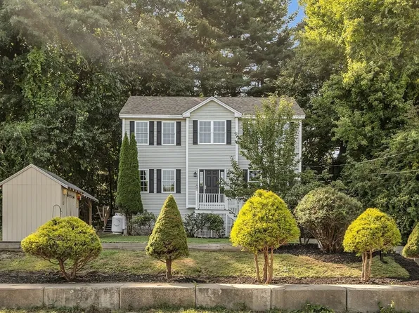 10 Marvin St, Methuen, MA 01844