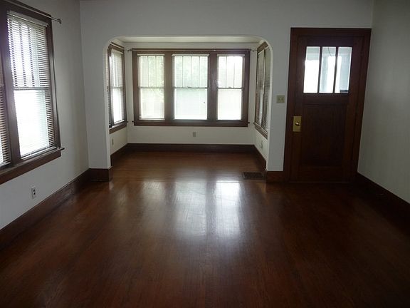 5th image of 1717 31st St