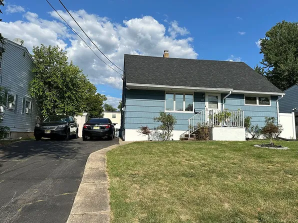282 Wood Ave, Iselin, NJ 08830