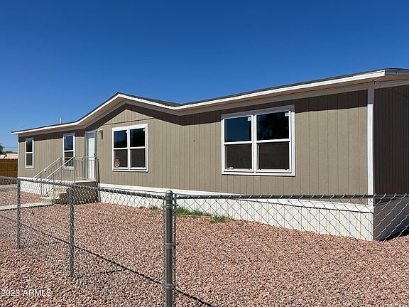 2nd image of 601 W SAGUARO Street