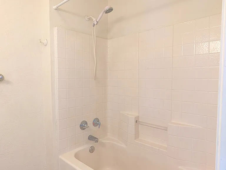 1514 N Elaine Way — Photo 38