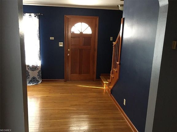 2nd image of 445 Fairview Ave