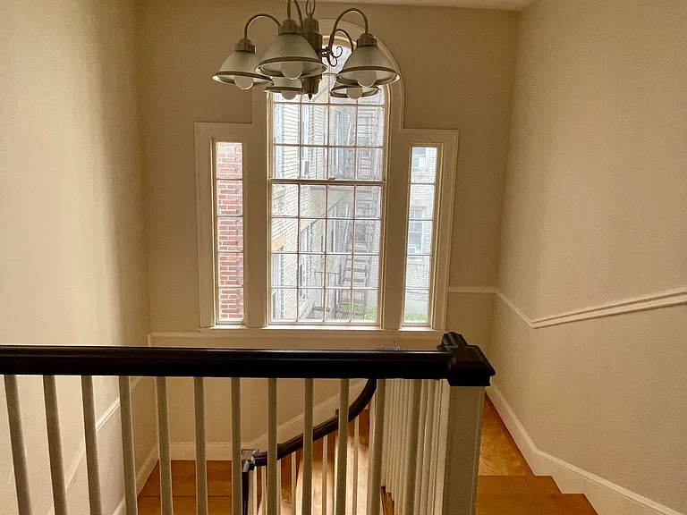 12 Braemore Rd #1 — Photo 3