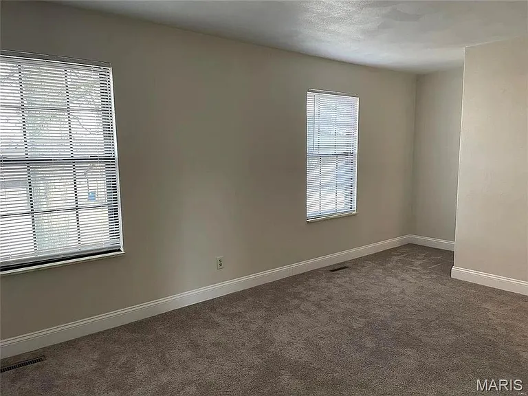 711 Plankway Dr — Photo 14
