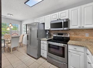 2400 Huntscroft Ln APT 202, Raleigh, NC 27617