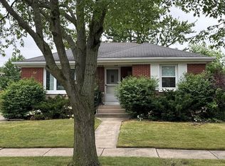 1930 Burns Ave, Westchester, IL 60154
