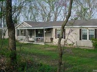 1415 Schuchart Rd, Union, MO 63084