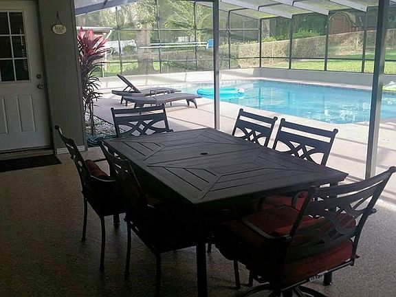 3rd image of 37506 Moore Dr