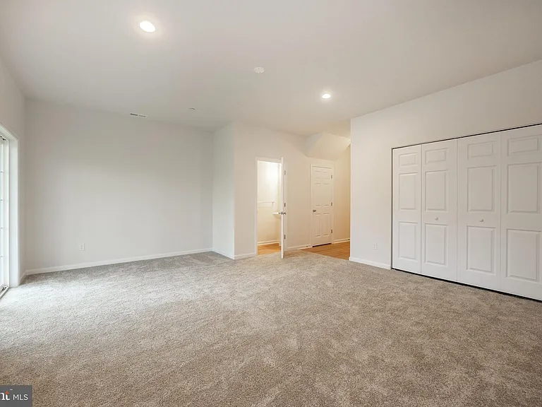 412 Ridgewood Dr — Photo 7