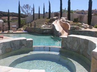 381 Highland Oaks Ln, Fallbrook, CA 92028