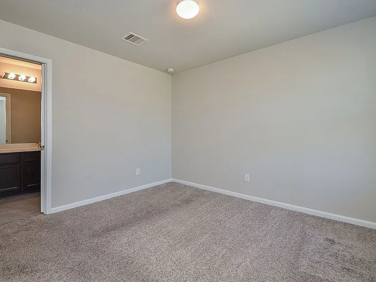 4015 Prairie Landing Ln — Photo 25