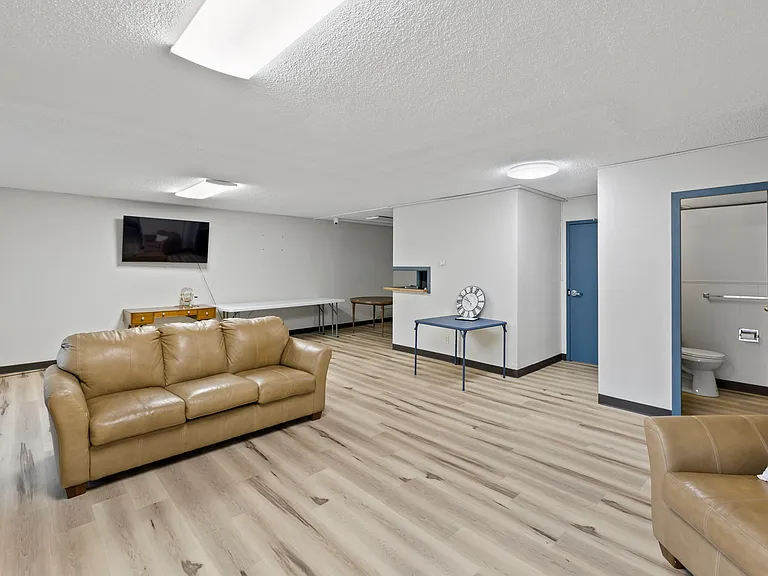 900 Saturn Dr #807 — Photo 29