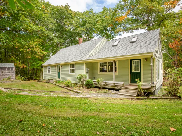 8 Pattys Circle, Rockport, ME 04856