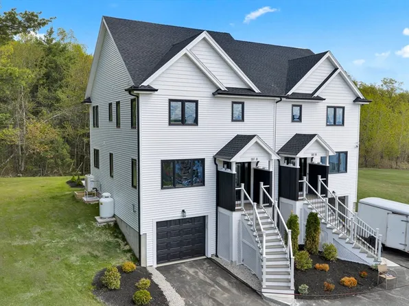 189 Electric Ave #A, Lunenburg, MA 01462