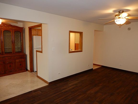 3rd image of 328 Wisconsin Ave #Gw