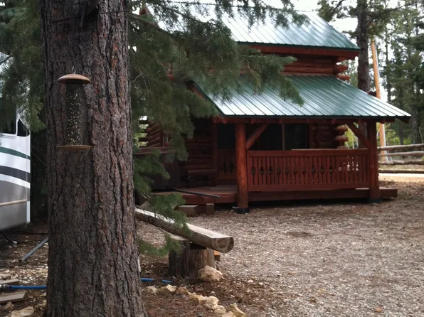 3920 N Lake Dr, Duck Creek Village, UT 84762