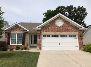 2272 Saint Andrews Dr, Saint Charles, MO 63301