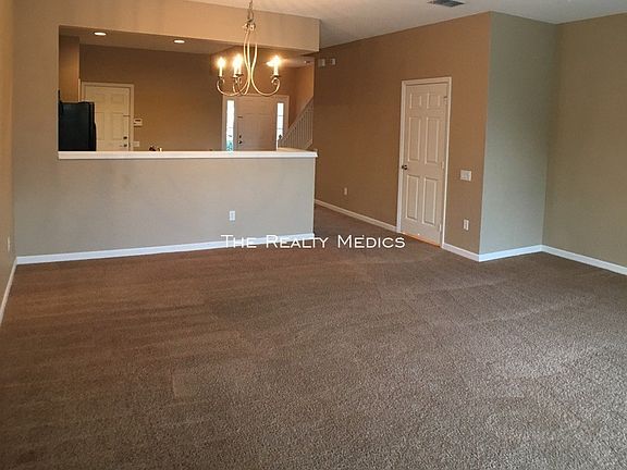 5th image of 1066 Rock Harbor Ave