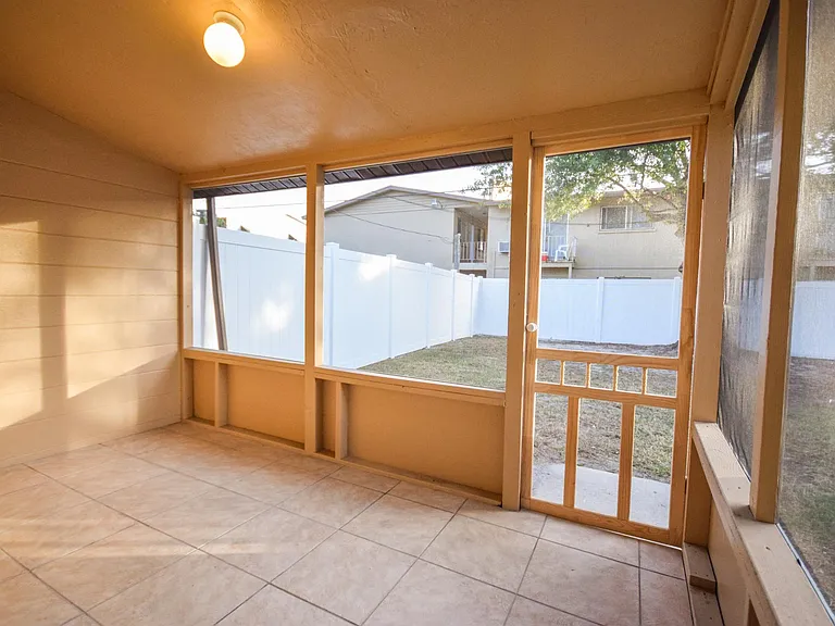 3068 Jennings Dr — Photo 11