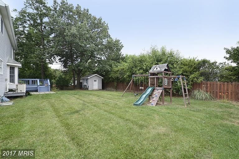2nd image of 104 Freedom Cir
