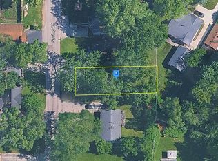 2908 Spring Rd N, McHenry, IL 60050