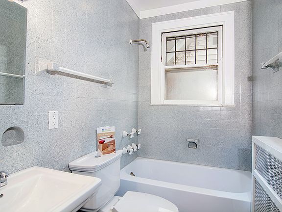 5th image of 3408 Alta Vista Ave